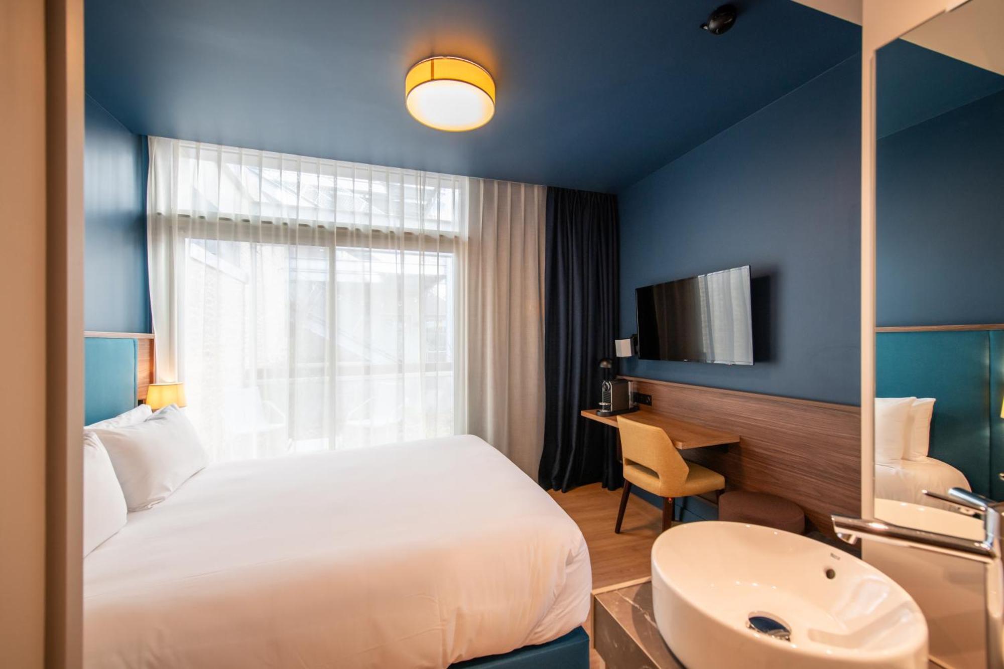 Superior Double Room,1529253736:JPEG