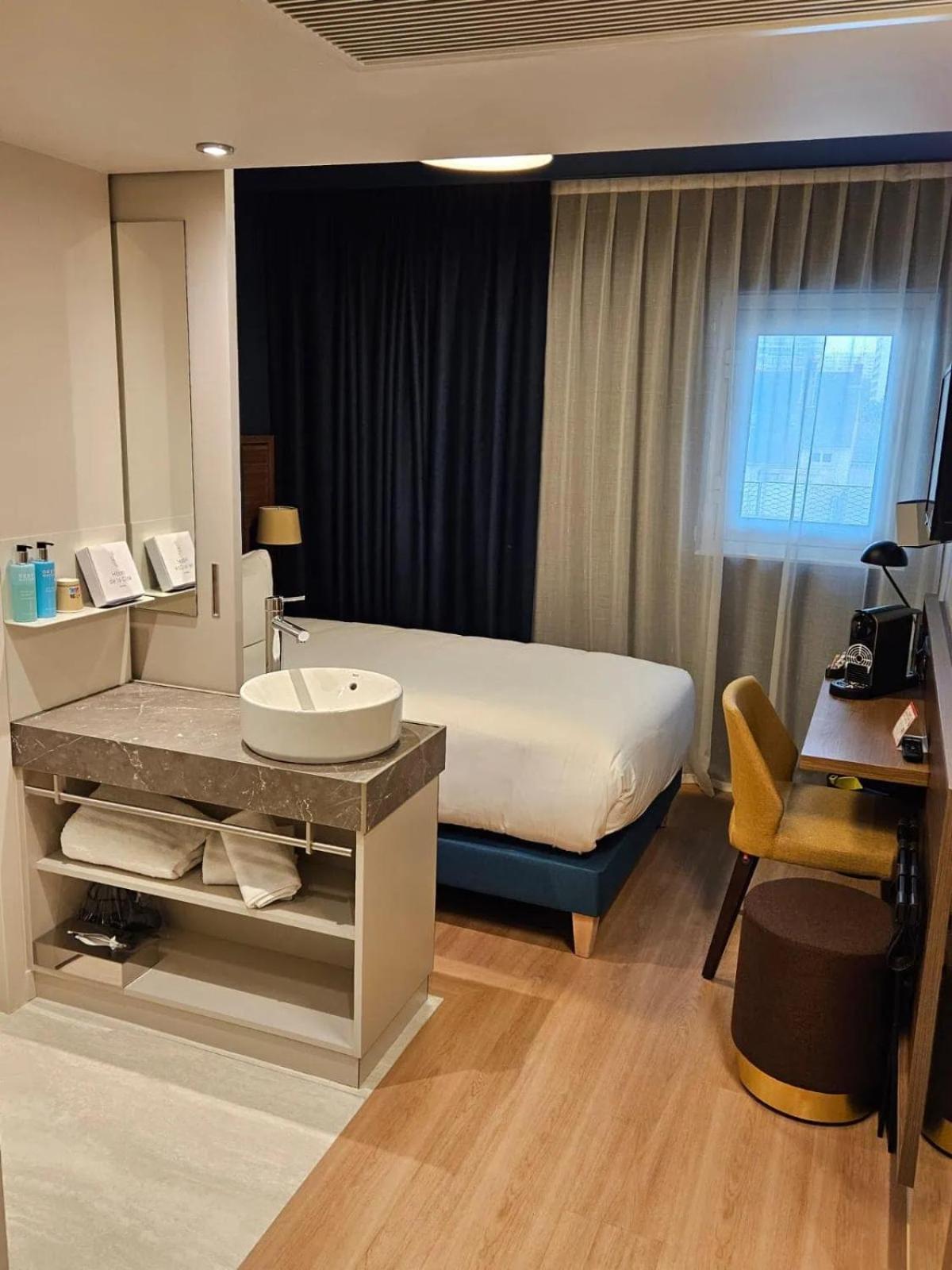 Single Room,1605256912:JPEG